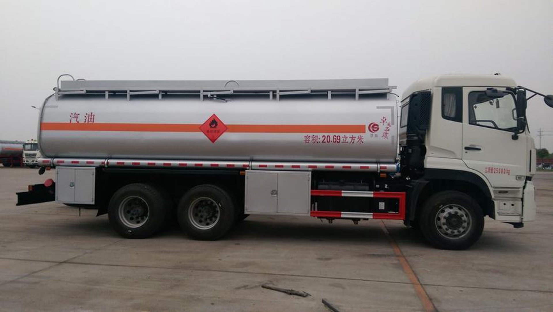 成龙威专用汽车